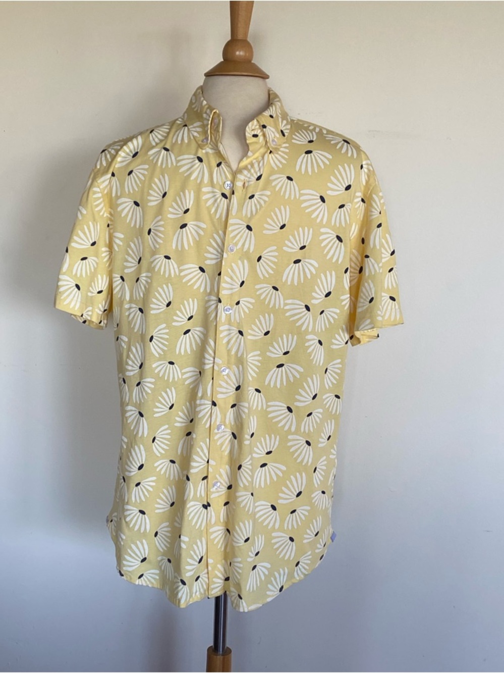 Bonobos Men's Yellow Short Sleeve Floral Button-Up Shirt Medium